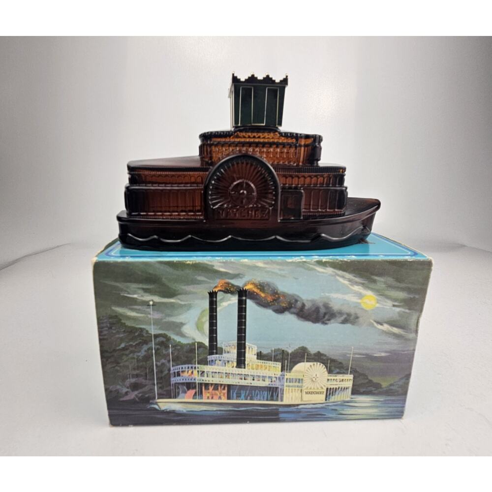 New Vintage Avon Wild Country Side Wheeler Riverboat Decanter w/ Original Box‎